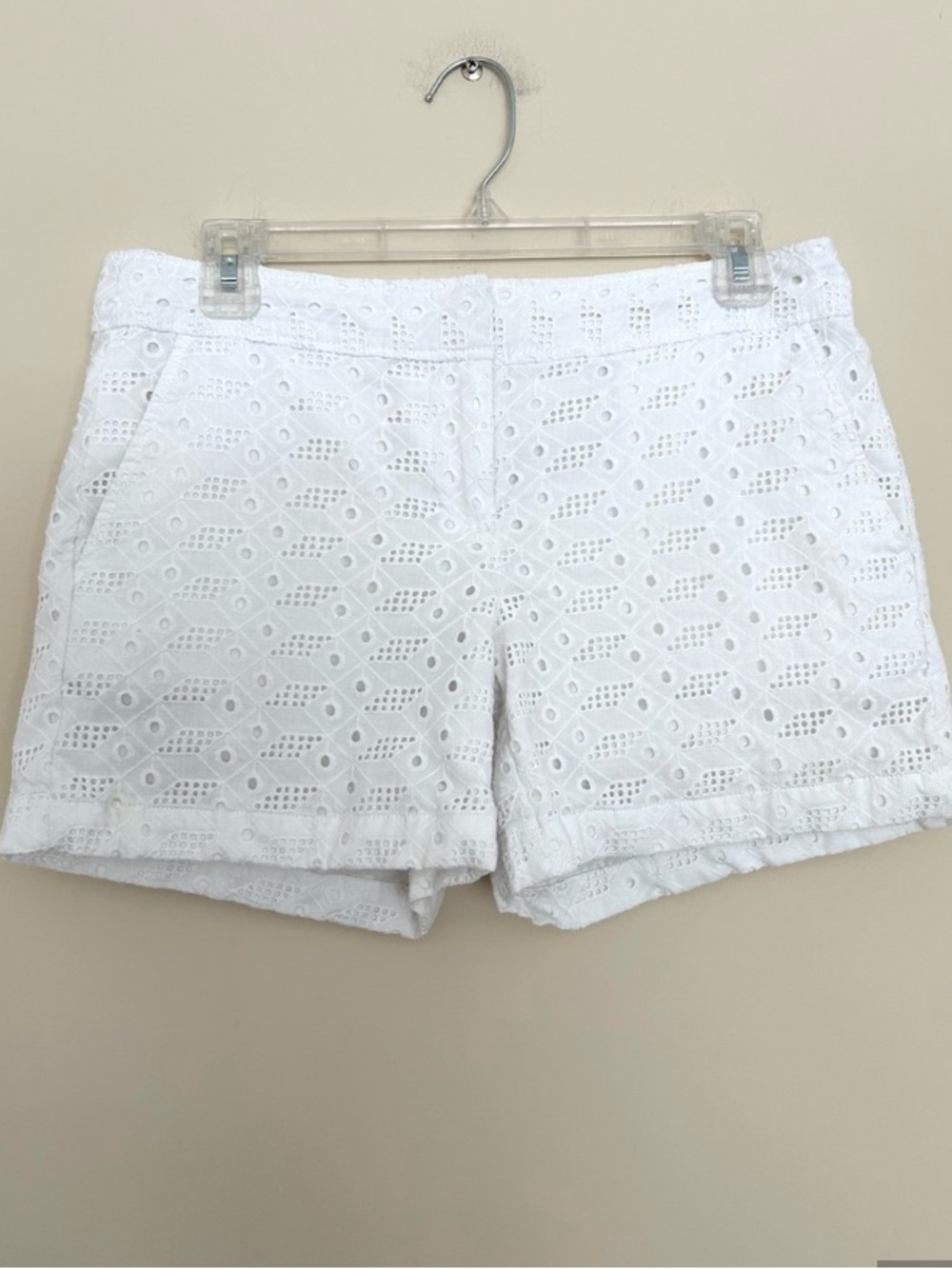 Vineyard Vines Women’s White Eyelet Summer Shorts